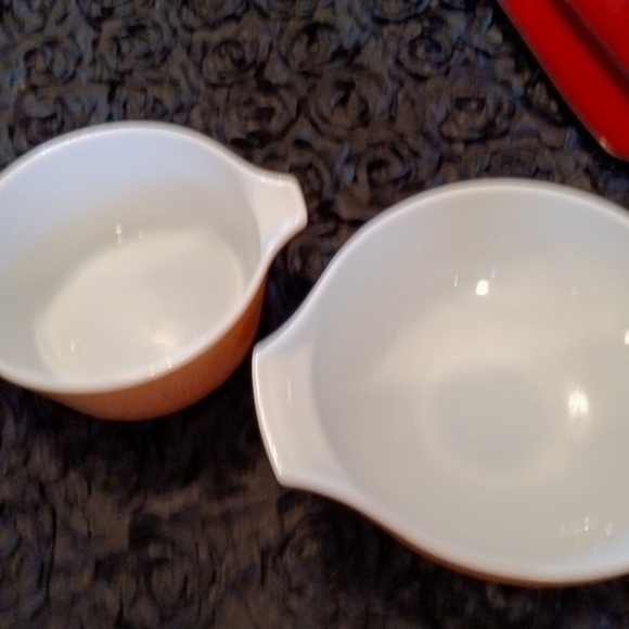 Tan Color Pyrex - Picture 3 of 4